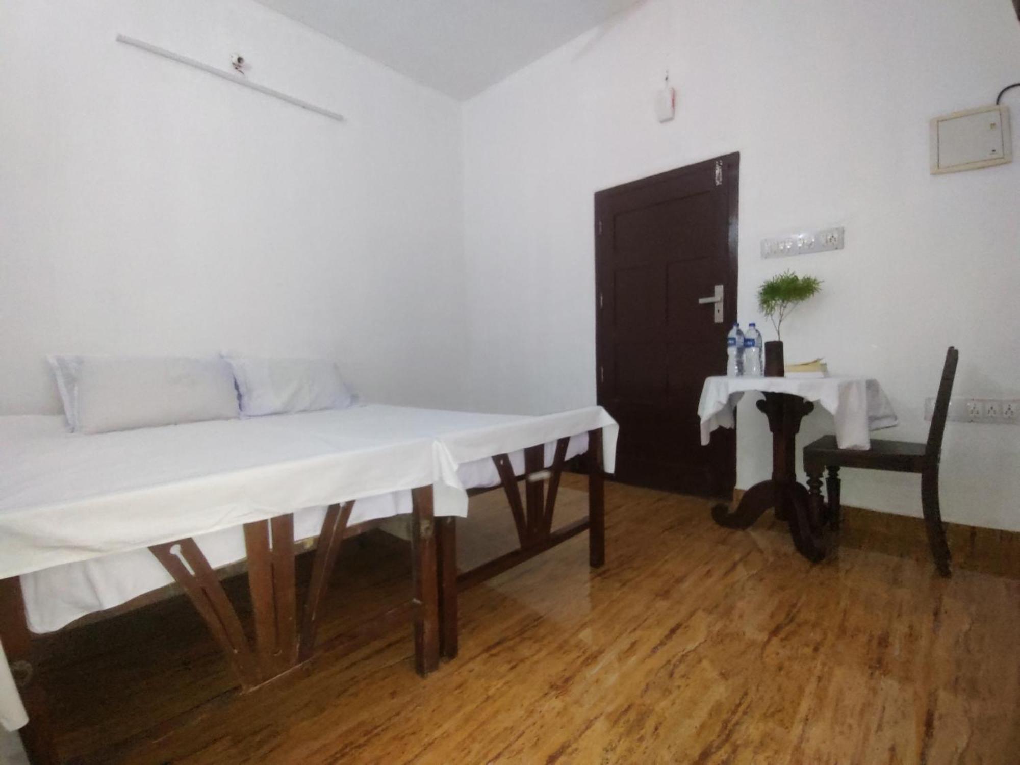 Valentine'S Rice Bowl Home Stay Alappuzha Esterno foto